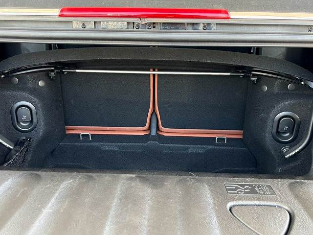BMW MINI CONVERTIBLEの画像13