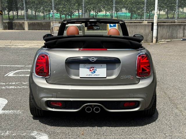 BMW MINI CONVERTIBLEの画像16