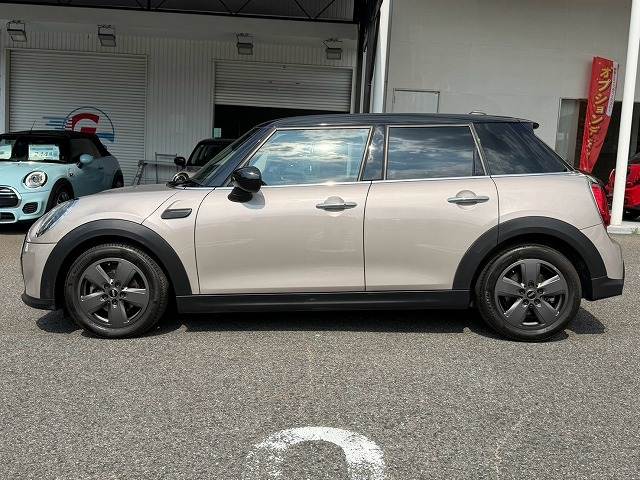 BMW MINIの画像18