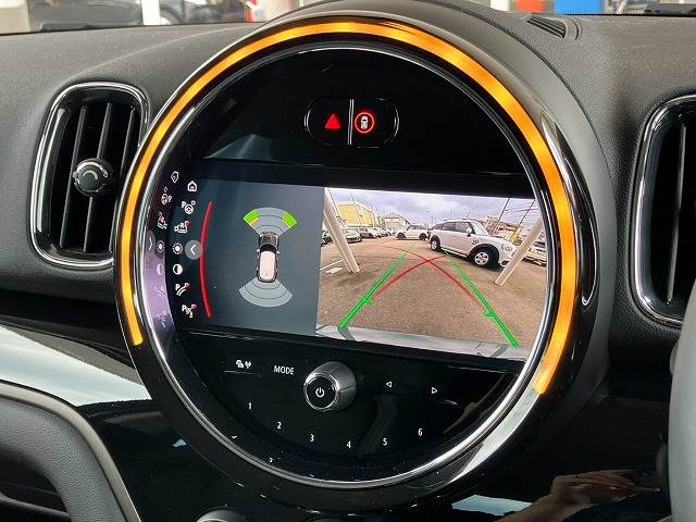BMW MINI CROSSOVERの画像4