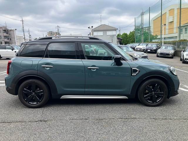 BMW MINI CROSSOVERの画像18