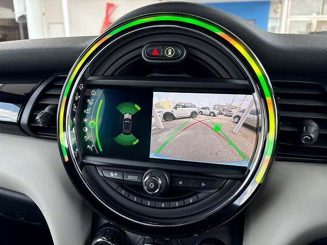 BMW MINI CONVERTIBLEの画像4