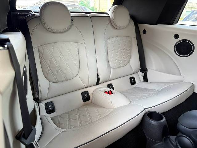 BMW MINI CONVERTIBLEの画像12