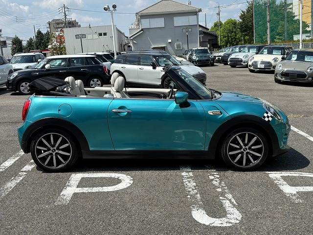 BMW MINI CONVERTIBLEの画像17