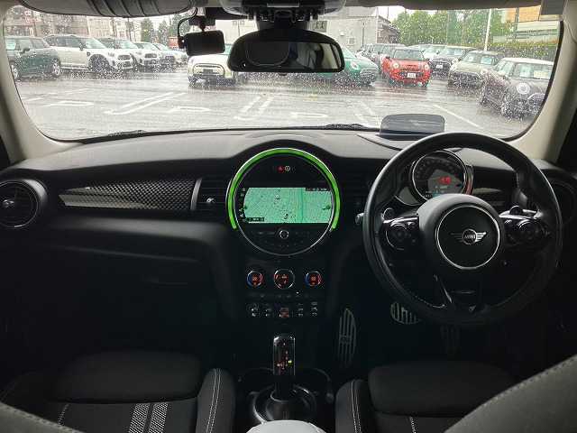 BMWMINI5ドア COOPER S RHD 内装他