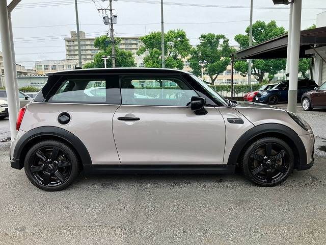 BMW MINIの画像18