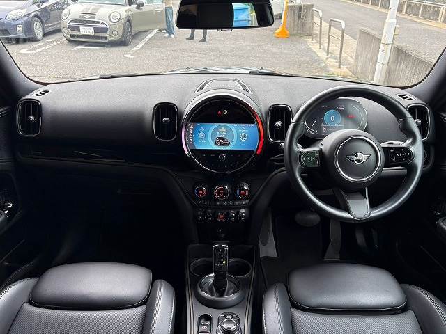 BMWMINI CROSSOVER5ドアクーパーD シャドーエディション 内装他