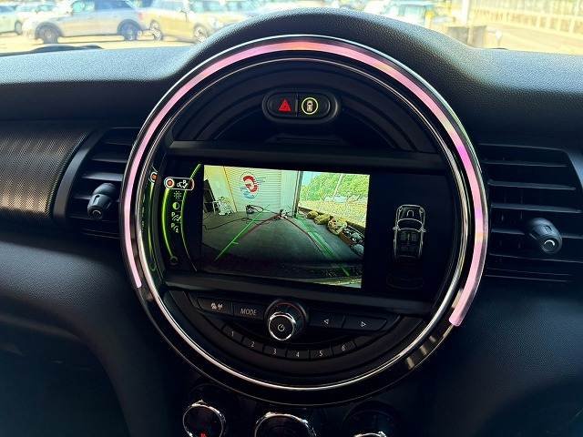 MINI CONVERTIBLE2ドア COOPER S 内装他