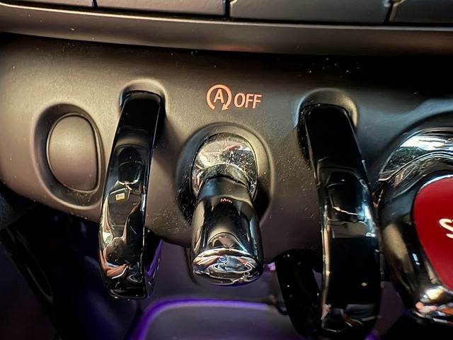 BMW MINI CONVERTIBLEの画像8