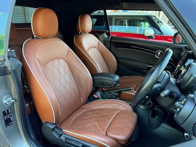 BMW MINI CONVERTIBLEの画像11