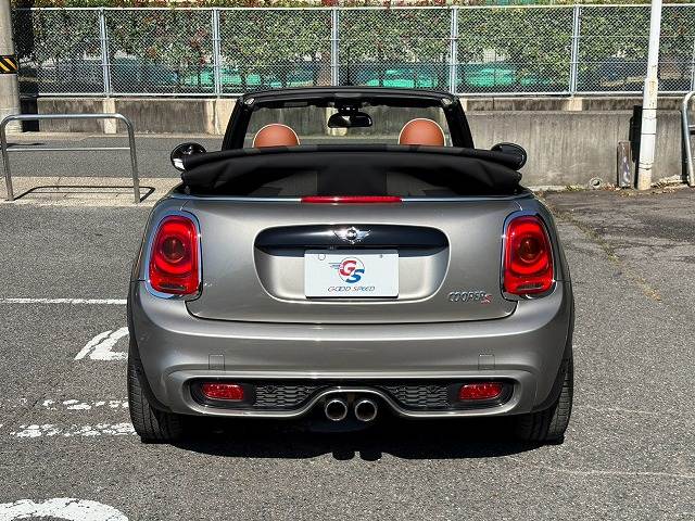 BMW MINI CONVERTIBLEの画像16