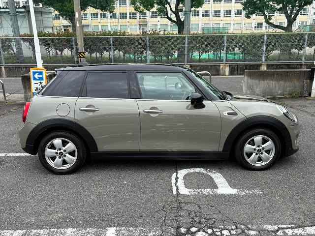 BMW MINIの画像18