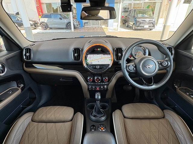BMWMINI CROSSOVER□5ドア COOPER D 内装他