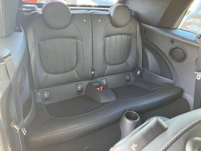BMW MINI CONVERTIBLEの画像12