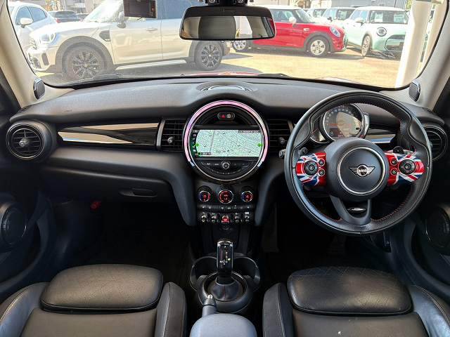 BMWMINI5ドア COOPER SD 内装他