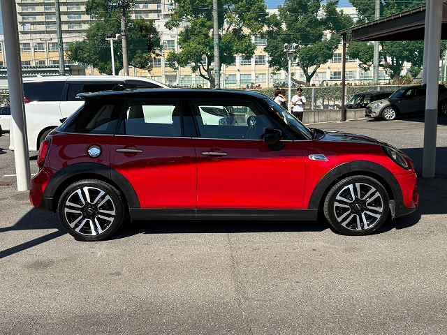 BMW MINIの画像18